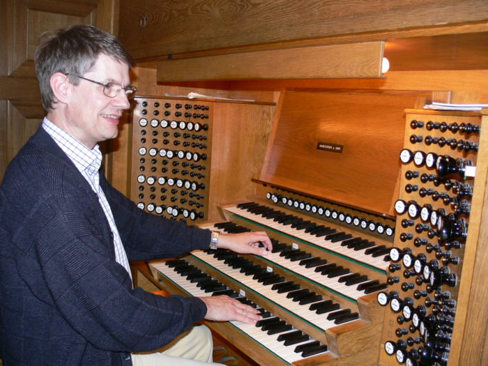 Dr. Laschet an der Domorgel in Hadersleben (DK)